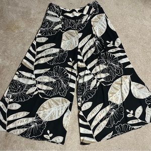 Joseph Ribkoff palazzo pants, size 16